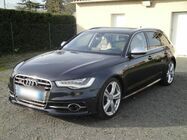 /img/carsfr/audi/s6_avant/2015/pic.jpg