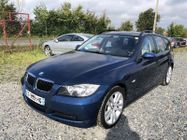 /img/carsfr/bmw/serie_3_touring/2006/pic.jpg
