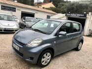 /img/carsfr/daihatsu/sirion/2012/pic.jpg