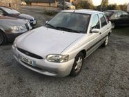 /img/carsfr/ford/escort/2000/pic.jpg