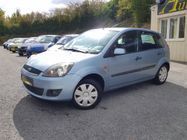 /img/carsfr/ford/fiesta/2005/pic.jpg