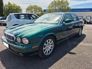 /img/carsfr/jaguar/sovereign/2003/pic.jpg