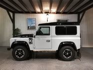 /img/carsfr/land-rover/defender/2016/pic.jpg