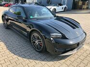 /img/carsfr/porsche/taycan/2019/pic.jpg