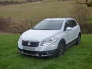 /img/carsfr/suzuki/sx4/2014/pic.jpg