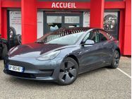 /img/carsfr/tesla/model_3/2023/pic.jpg