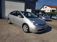 /img/carsfr/toyota/prius/2006/pic.jpg