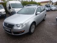 /img/carsfr/volkswagen/passat_sw/2005/pic.jpg